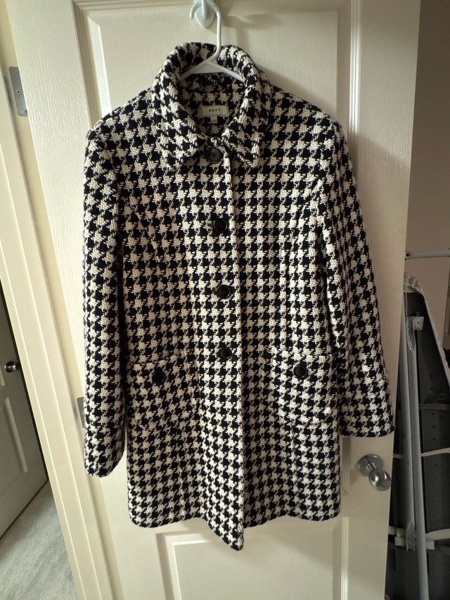 new women’s woven fall coat by Roxy size LG
