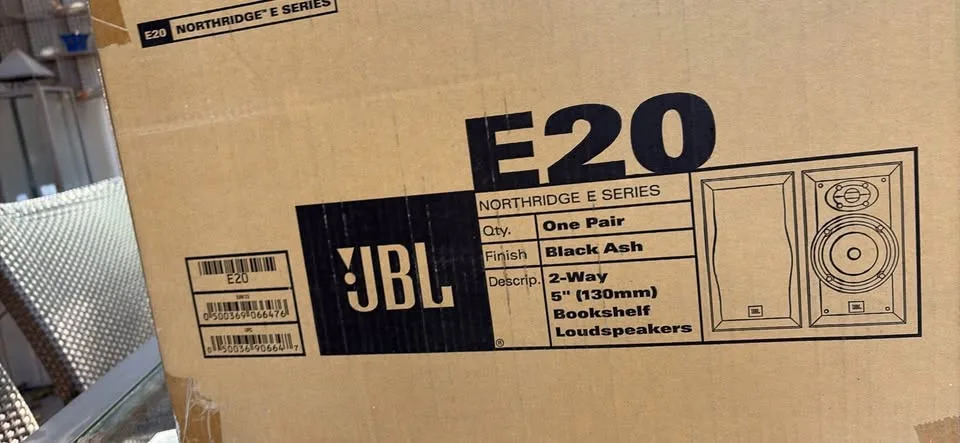 JBL BOOKSHELF Loudspeaker image indicator(2)