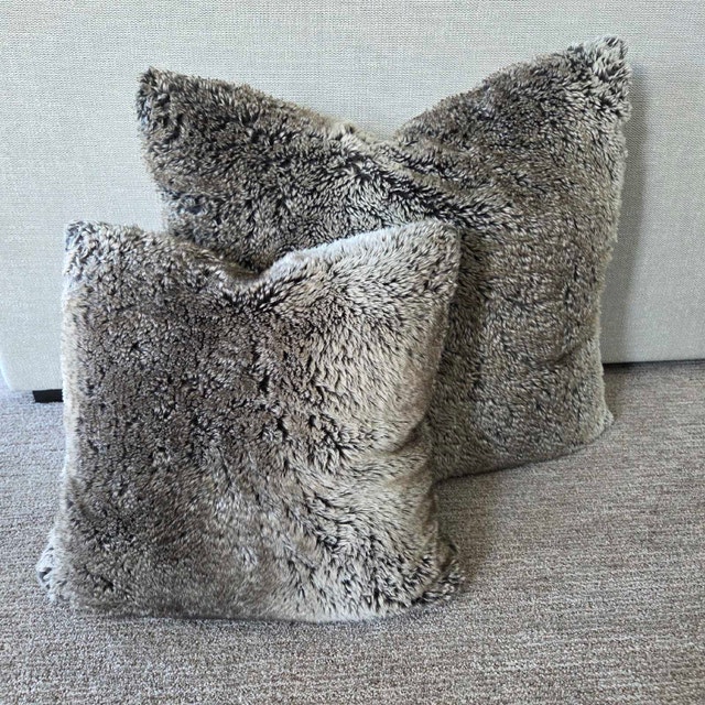 Set of 2 Pottery Barn Faux Fur Pillows – Includes Down & Feather