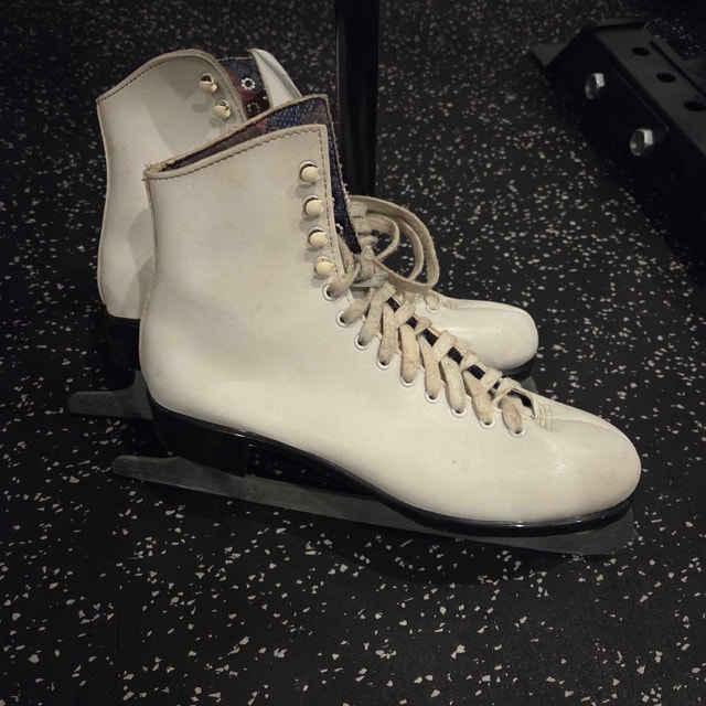 Lange Classic White Ice Skates (Womens / Ladies) Size 9