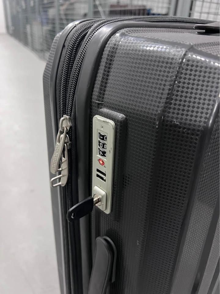 Grey expandable medium checked luggage - photo 3