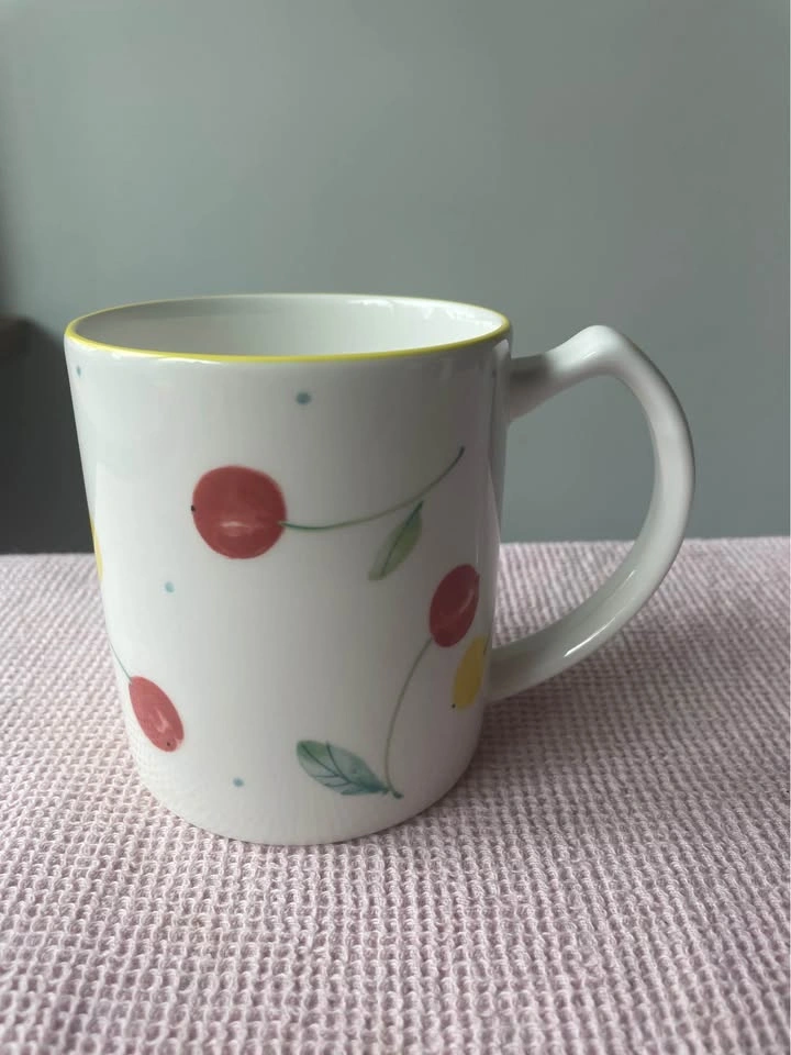 Mikasa Cherry “Berry Jubilee” Mug Cup 1995 - photo 2