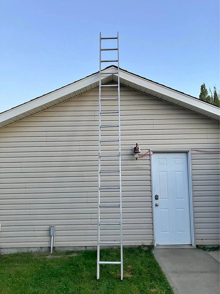 Featherlite 16 FT Aluminum Straight Ladder $140 obo