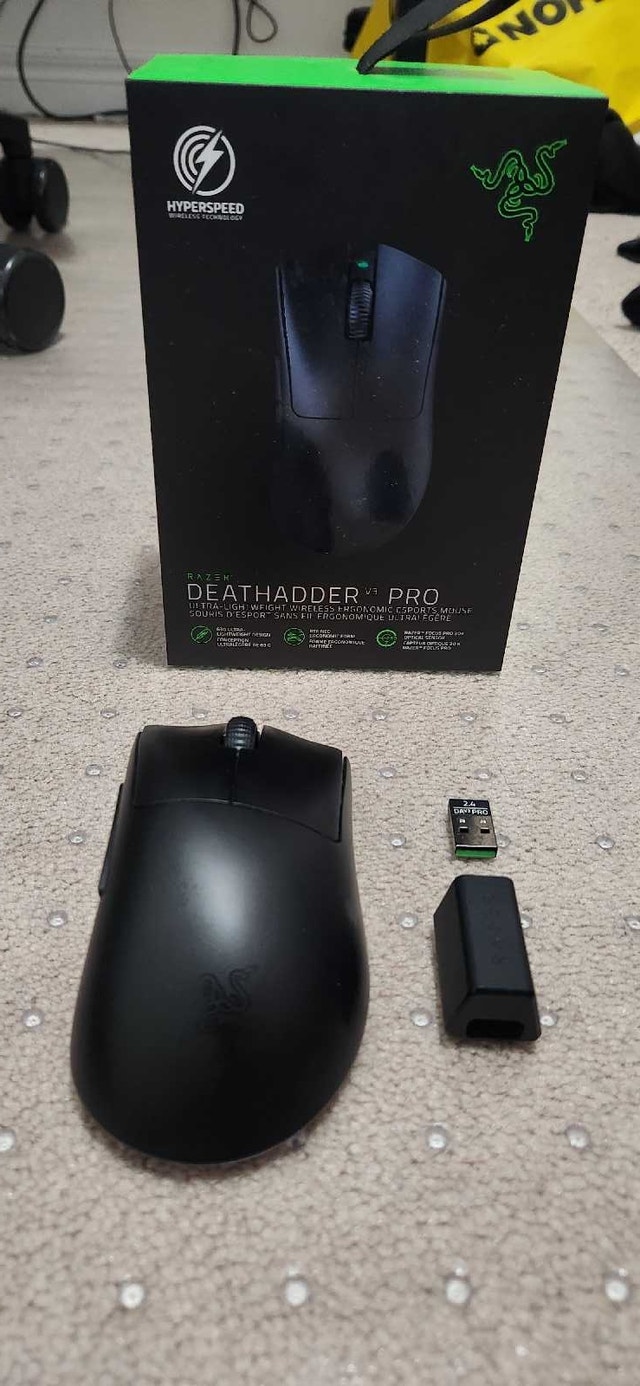 Razer Deathadder V3 Pro Ergonomic Wireless Gaming Mouse