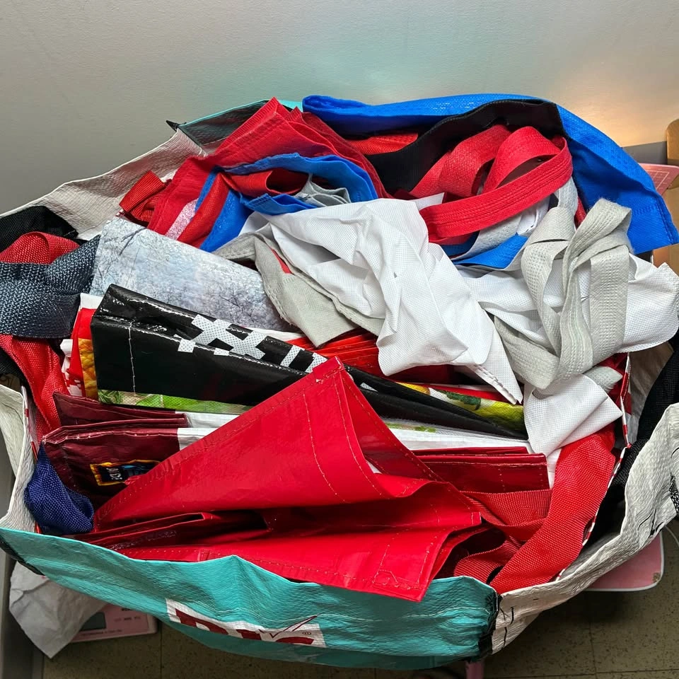 Free Handbags and shoulder bags - photo 2