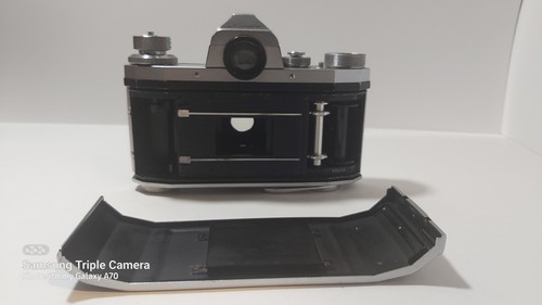 Praktica IV FB 35mm Film SLR Camera Tessar 2.8/50 Carl Zeiss Jen - photo 4
