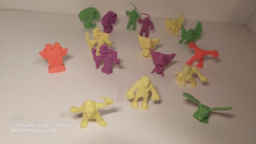 Lot of 16 MONSTER IN MY POCKET - RUBBER - photo 2