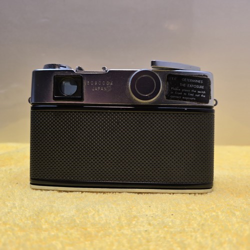 Vintage Yashica 1C Lynx 5000E 35mm Film Camera For Parts - photo 5