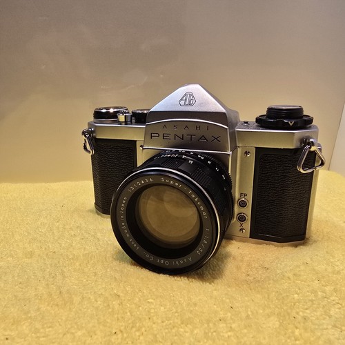 1960s Pentax SV 35mm SLR Camera w/Super Takumar 55mm f/1.8 Lens - photo 5