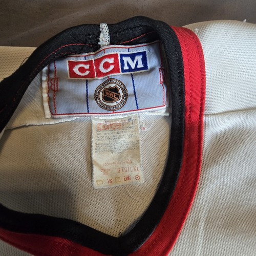 Signed Vintage 1990's CCM Ottawa Senators Hockey Jersey - photo 3