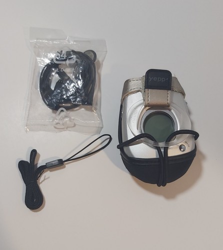 RARE SAMSUNG Yepp DIGITAL AUDIO PLAYER YP-300. 64MB