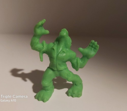 MONSTER IN MY POCKET Green WEREWOLF NBR 3 Promo Nabisco Rubber