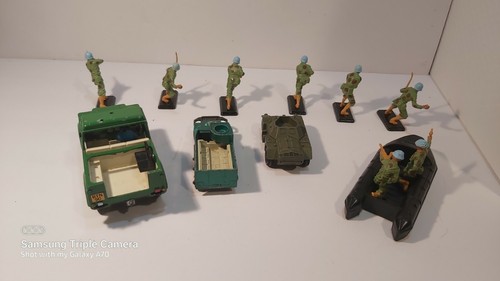 Vintage Dinky, Britain's LTD, Matchbox + 8 Soldiers - photo 2