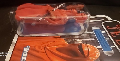 Star Wars Vintage Collection Emperor's Royal Guard VC105 NIB - photo 3