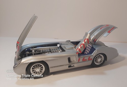 Burago 1/18 1955 MERCEDES-Benz 300 SLR # 722 Made in ITALY - photo 2