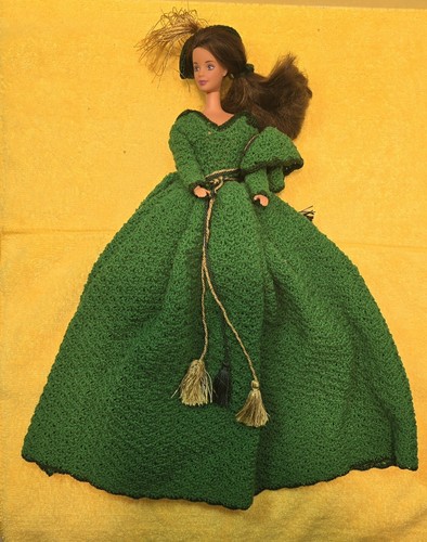 Barbie With Green Crochet Dress. 1991 Mattel.