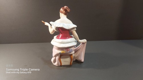 RARE Vintage Royal Dux Figurine Lady with Mirror - photo 2
