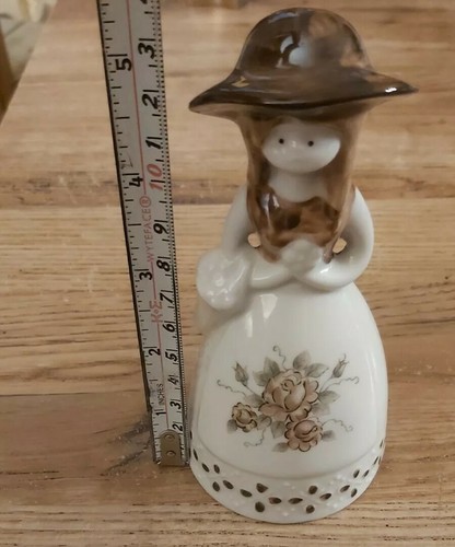 Vintage Ceramic Figurine Lady Bell - photo 2