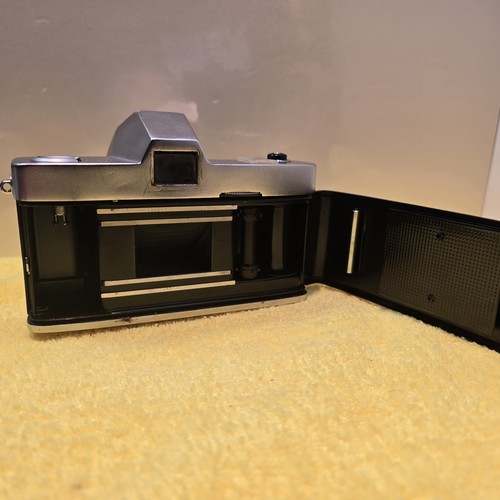 Very Rare CAVALIER Film Camera #326529 - MADE IN JAPAN. For Part - photo 5