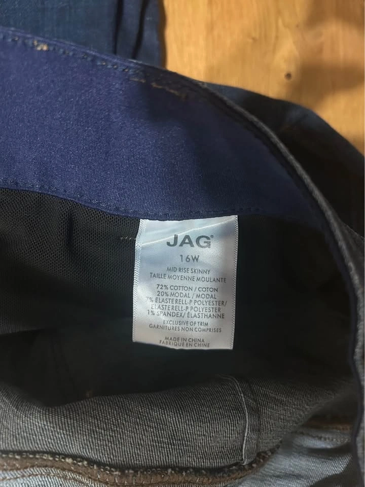JAG Mid Rise Skinny Jeans Size 16W - photo 2