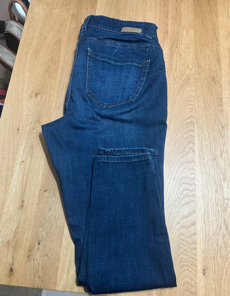JAG Mid Rise Skinny Jeans Size 16W - photo 3