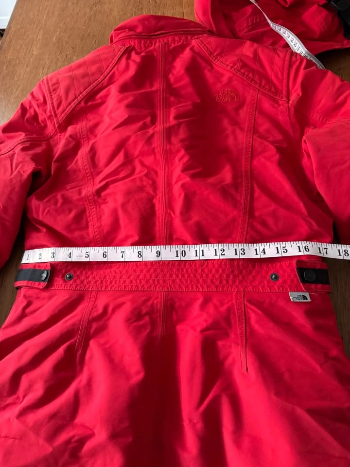 The North Face Women's Red Goose Down Winter Parka, Small - photo 4