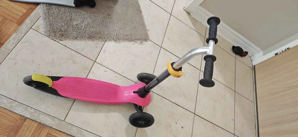 Decathlon scooter