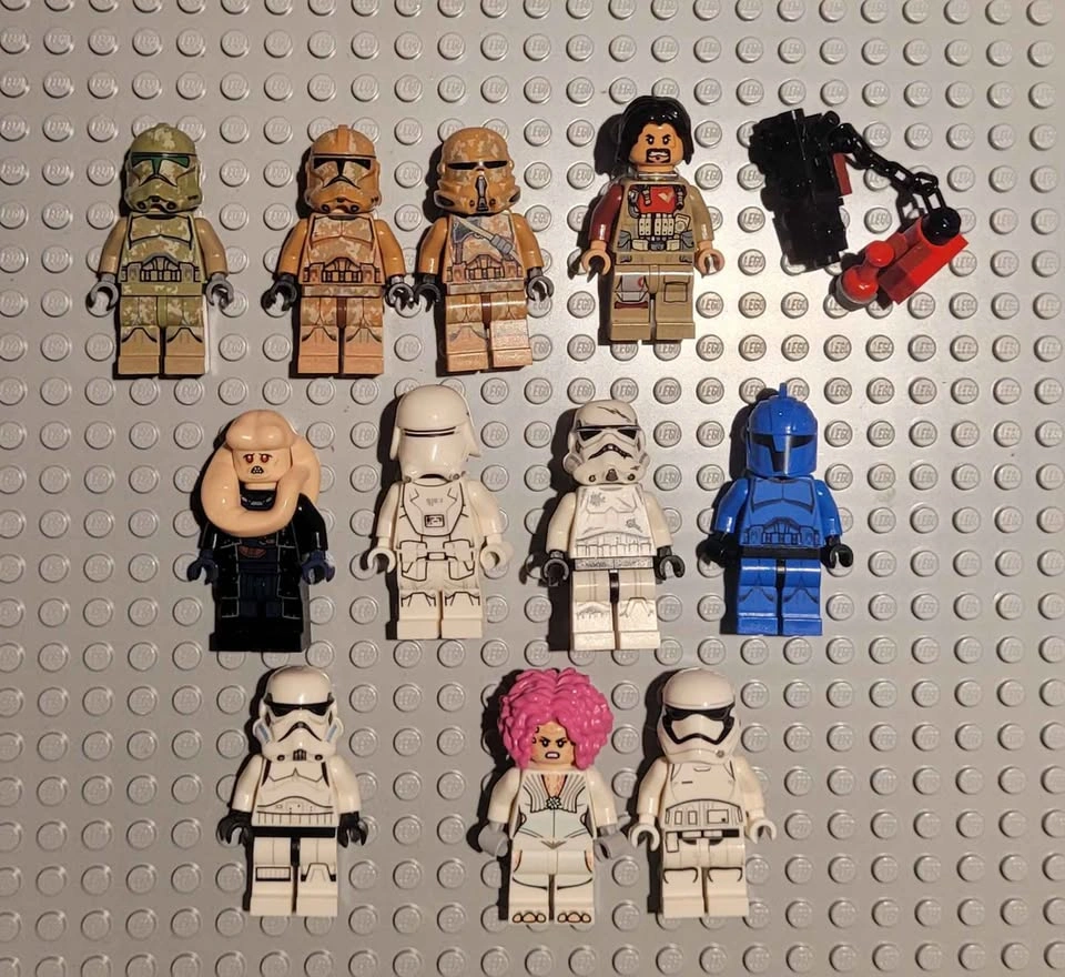 LEGO Minifigure collection - photo 2