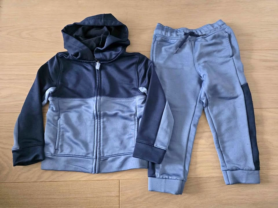 3T Oshkosh outfit