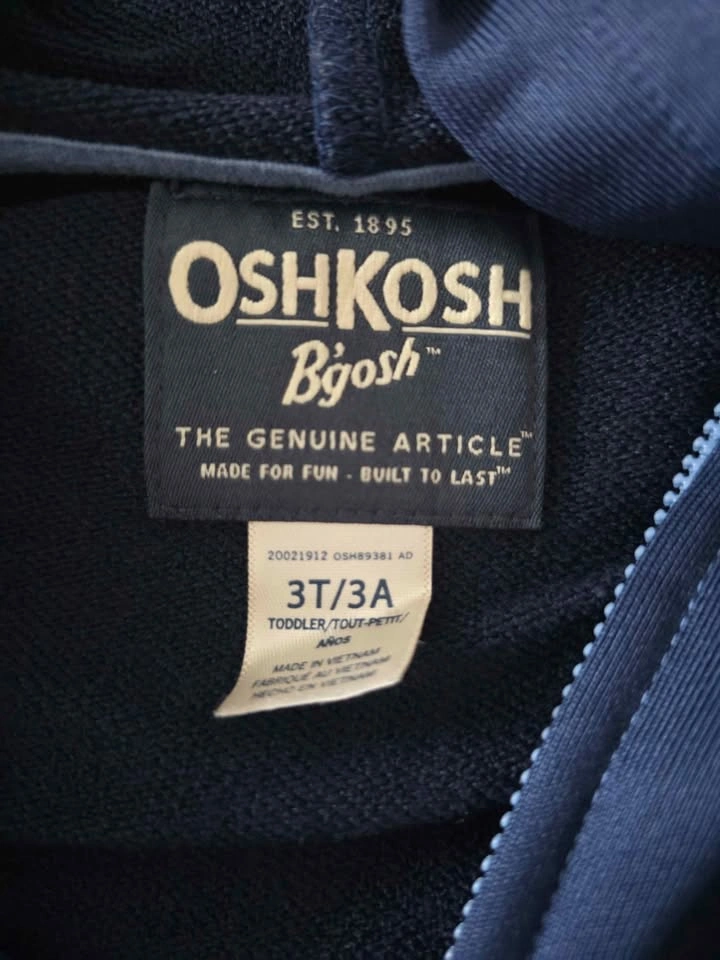 3T Oshkosh outfit - photo 2