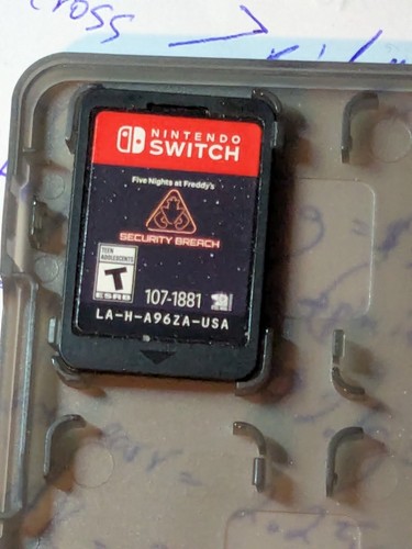 Nintendo Switch-Five Nights at Freddy’s: Security Breach - photo 3