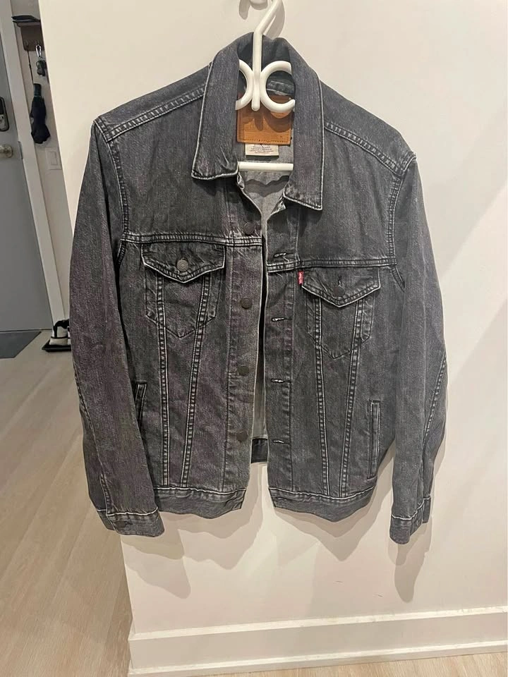 Levi’s jean jacket grey/black washed