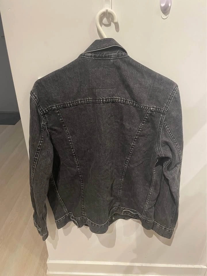 Levi’s jean jacket grey/black washed - photo 2