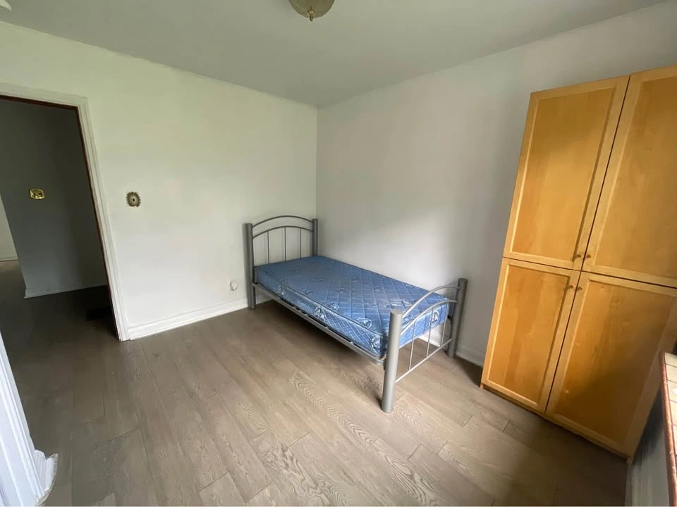 Private room for rent - photo 4