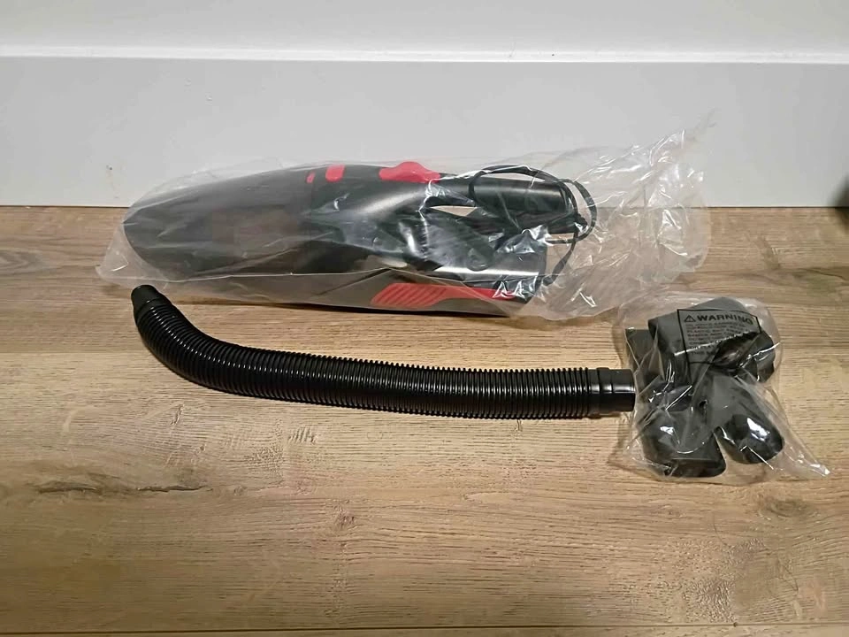 Car vacuum cleaner