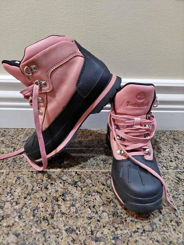 Timberland Kids Girls Leather Winter Boots Size 3US