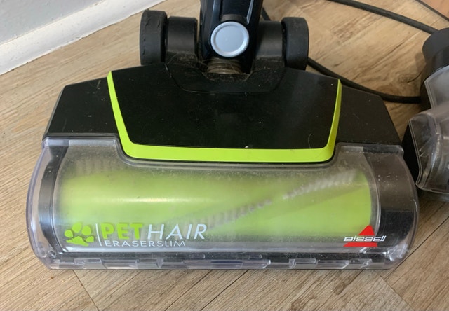 Bissell Dual Action Pet Hair Eraser Slim Vacuum - photo 2