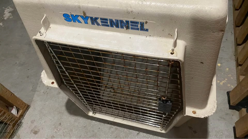 Animal Crate | XL Air Shipping Transport Box - photo 2