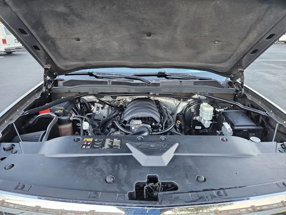 2015 Chevrolet Silverado 1500 Crew Cab LT 4D - photo 2