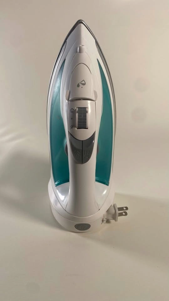 Hamilton Beach Retractable Cord Multi Mode Steam Iron - photo 2