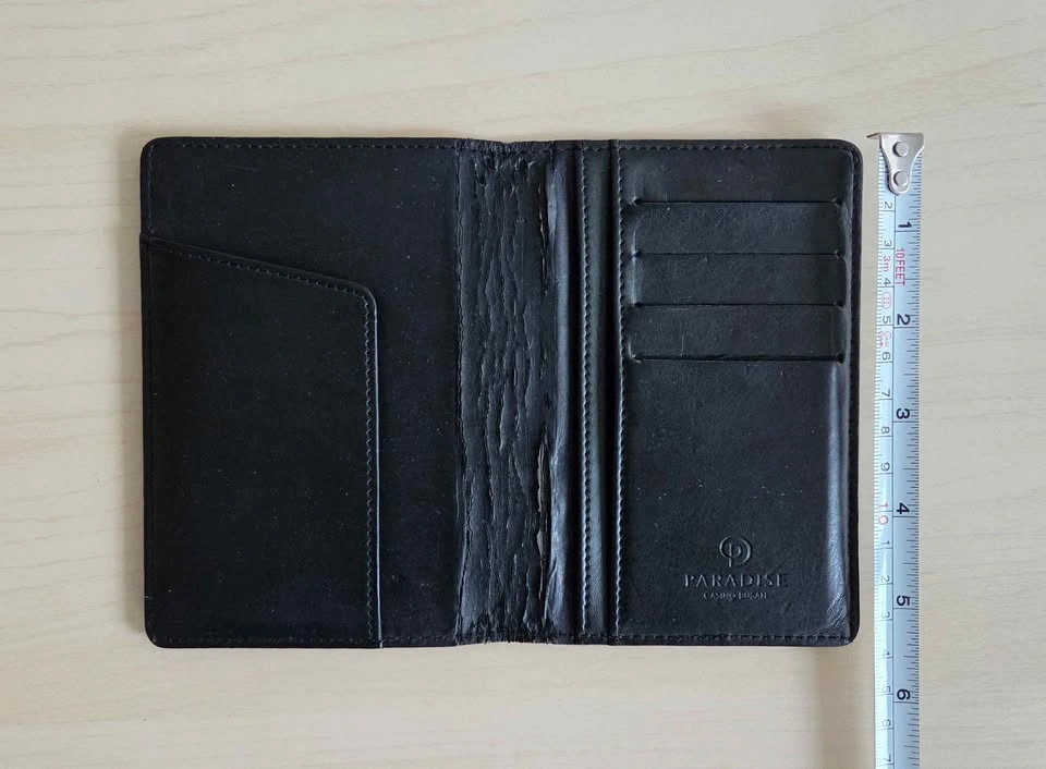 Paradise Black Bifold Wallet - photo 3