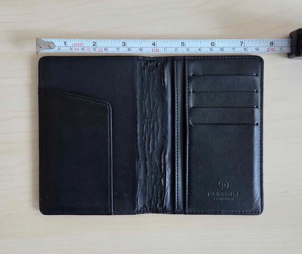 Paradise Black Bifold Wallet - photo 4