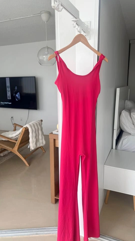 BODY SUIT WORN ONCE SIZE LARGE - photo 2