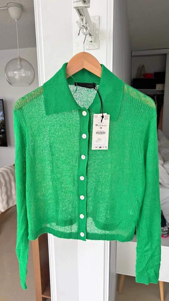 ZARA CARDIGAN ORIGINALLY $69 MEDIUM