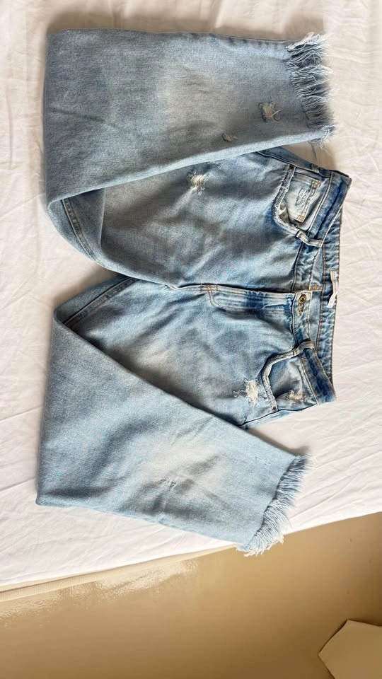 ZARA LIMITED EDITION HIGHWAIST JEANS SIZE 8 BUT FITS SMALL - photo 5