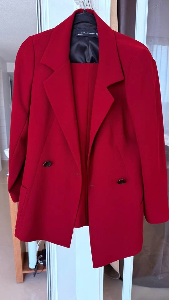 ZARA Suit: Large Pants, Medium Blazer - Worn Twice - photo 3