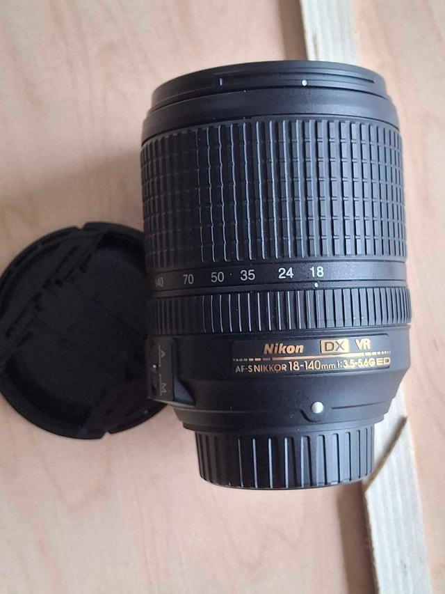Nikon AF-S 18-140mm f3.5-5.6 G ED VR DX zoom kit lens