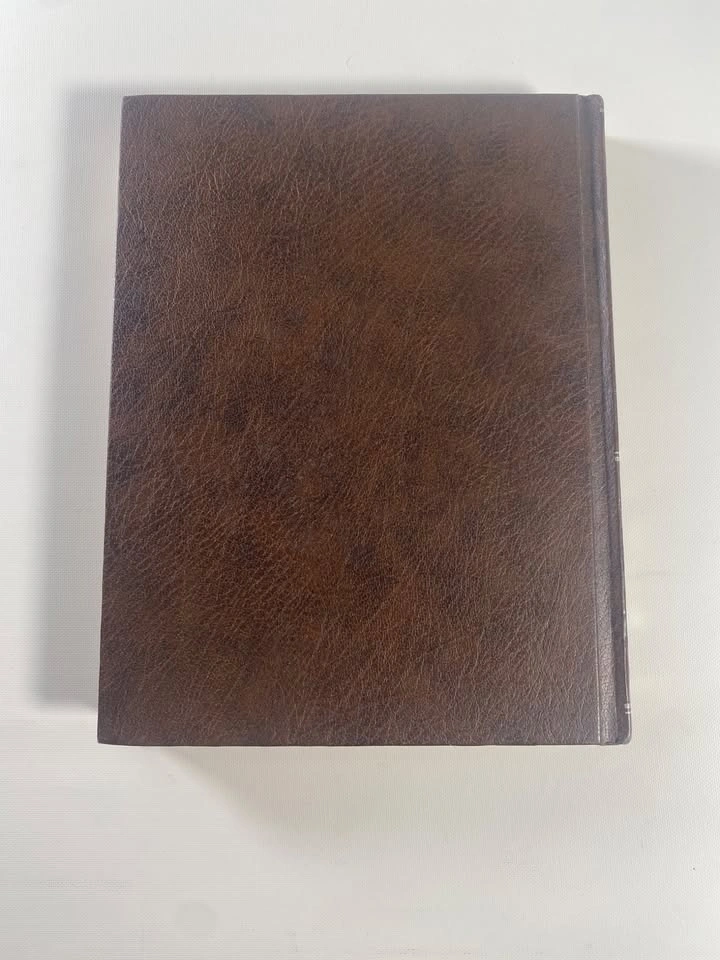 Vintage Medical and Health Annual Books - photo 4