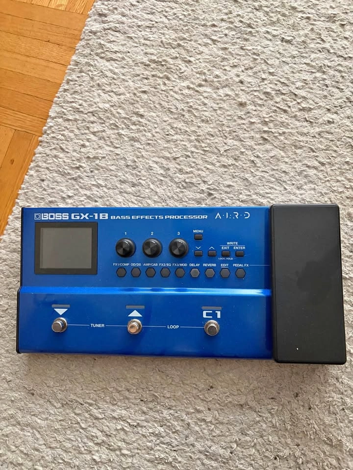 BOSS GX-1B Bass Effects