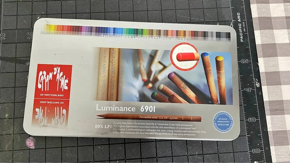 Professional colored pencils thumbnail
